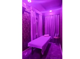 For Rent : SPA/Massage Center in a Four-Star Hotel - Commercial Floor in Fereej Bin Mahmoud South