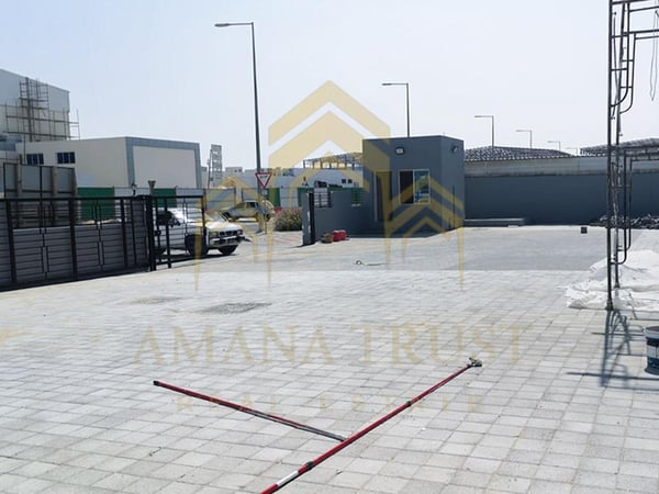 Brand New Commodious Private Warehouse - Warehouse in East Industrial Street