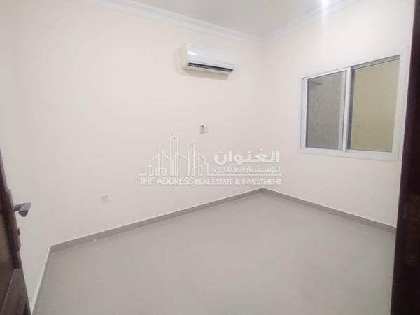 Affordable 2 Bedrooms Near Al Ahli Hospital - Apartment in Tariq Street