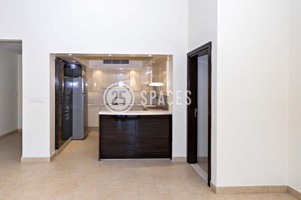 No Agency Fee Three Bedroom Apartment in Qanat - Apartment in Carnaval