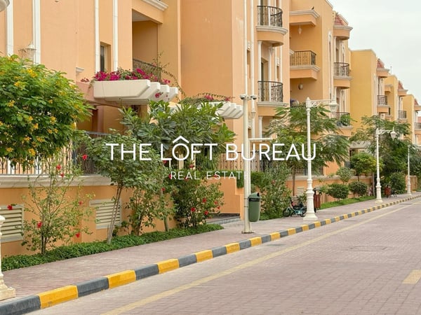 LARGE Balcony! FREE month!Spacious 2 bedroom apt - Apartment in Abu Sidra