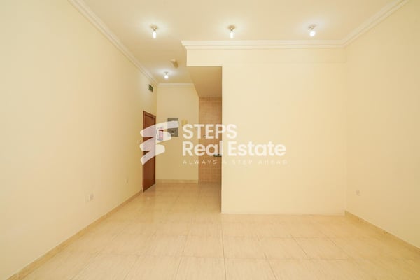 Attractive Location | 2BR Apartment in Al Nasr - Apartment in Al Nasr Street