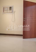 5 BEDROOMS Close to Abu Hamour Petrol Station - Villa in Bu Hamour Street