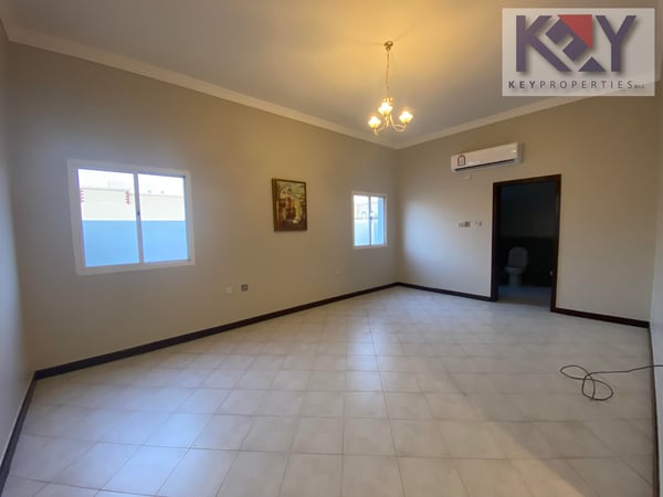 Compound villa 3 bed - Ground floor + one - Compound Villa in Al Hadara Street