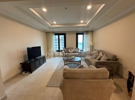 Coastal Comfort: FF 1 BR with balcony - Apartment in Porto Arabia