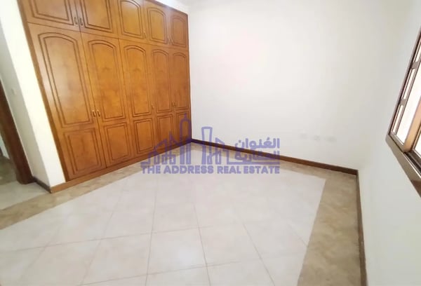 Amazing 4-Bedroom+Maid Villa in a Compound - Villa in Al Waab Street