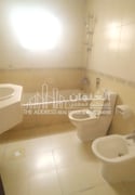 3 Bedrooms + Maid's Room Villa in Compound - Villa in Saeed Ibn Jubair