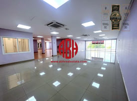3 MONTHS FREE | 2 FLOORS INCLUDED | 10 PARKINGS - Commercial Floor in Financial Square