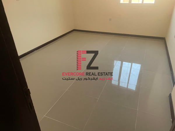 3 BR|3 Bathroom| Compound Apartment | Al Muntazah - Apartment in Hiteen Street