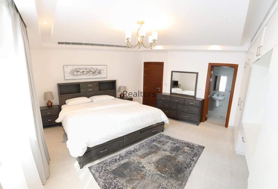 Brand New 3 BR + Maid Fully Furnished Comp Villa