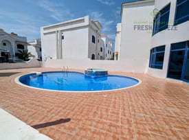 Luxury 5 Bedroom Villa with 3 Baths Close Kitchen with all  Facilities. - Villa in Al Hilal