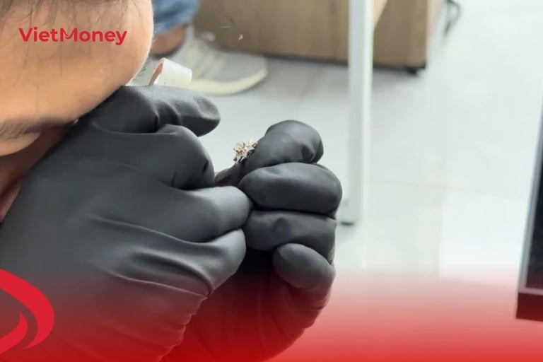 Cầm kim cương không giấy kiểm định có những lợi ích nhất định