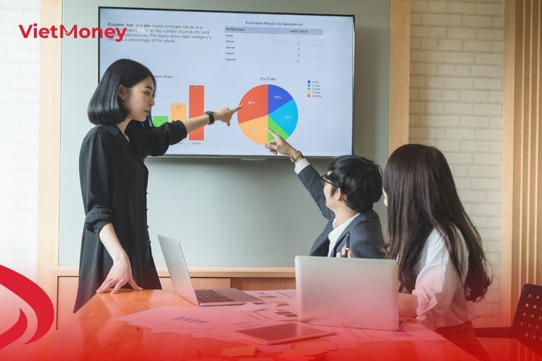 Làm công ăn lương là hình thức người lao động đi làm thuê