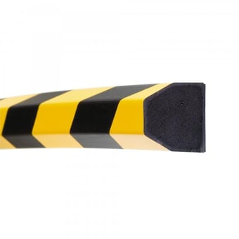 Picture of Moravia 1000mm Yellow/Black Magnetic Traffic-line Surface Protection - Trapeze 40/40mm - [MV-422.26.582]
