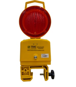 Picture of JSP Maxilite Red Flashing and Static with Photocell Traffic Light on Railtop Clamp - [IH-JS-LAF060-000-600-RC]