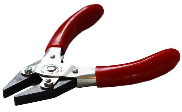 picture of Maun Flat Nose Parallel Plier Comfort Grips 140 mm - [MU-4866-140]