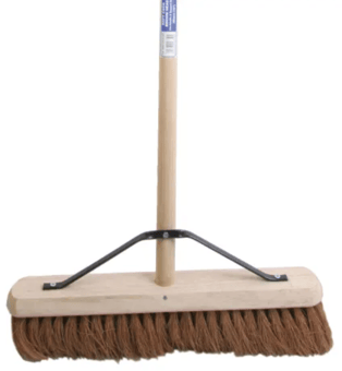 picture of Faithfull Soft Coco Broom + Handle & Stay - 450mm/18 Inch - [TB-FAIBRCOCO18H]