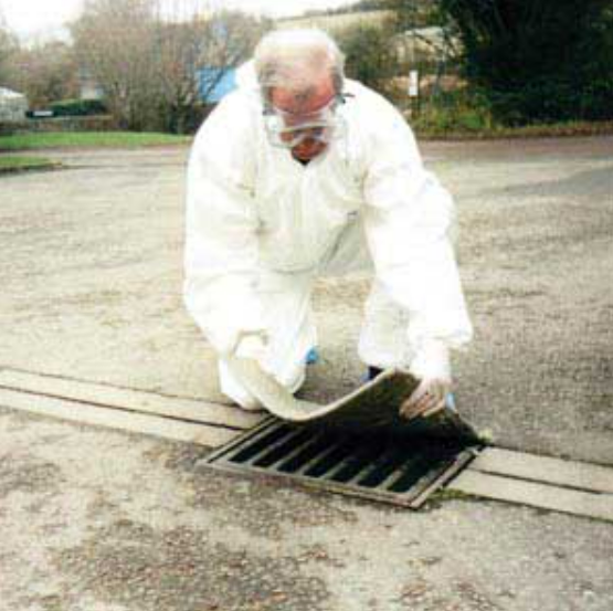 picture of JSP Emergency Clay Drain Cover Mat - 65cm x 45cm - [JS-PTT001-000-000]