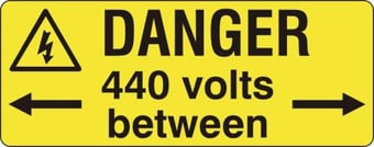 picture of Danger 440 Volts between – SAV (96 x 38mm, sheet of 15 labels) - SCXO-CI-3058