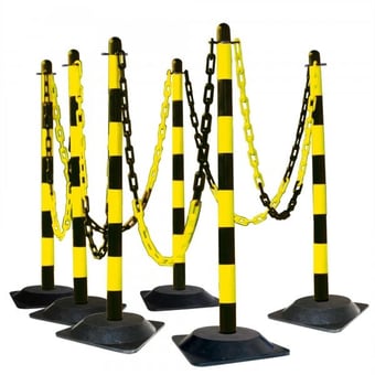 Picture of GUARDA Chain Post Set - 6 Posts, 10m Chain, 10 Hooks, 10 Links - Yellow/Black - Recycled Rubber Base - [MV-175.17.668]