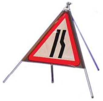 Picture of Roll-up Traffic Signs - Road Narrows Right LARGE - Class 1 Ref BSEN 1899-1 2001 - 750mm Tri. - Reflective - Reinforced PVC - [QZ-517OS.750.SF]