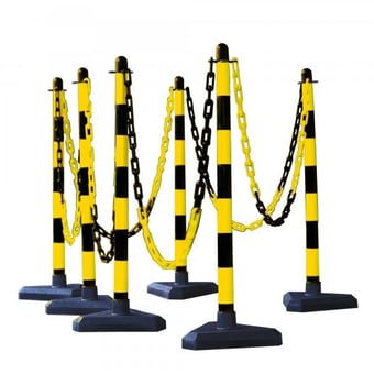 picture of GUARDA Chain Post Set - 6 Posts, 10m Chain, 10 Hooks, 10 Links - Yellow/Black - Concrete Base - [MV-175.13.735]