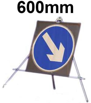 picture of Roll-up Traffic Signs - Right Diagonal Arrow - Class 1 Ref BSEN 1899-1 2001 - 600mm Tri. - Reflective - Reinforced PVC - [QZ-610R.600.SF]