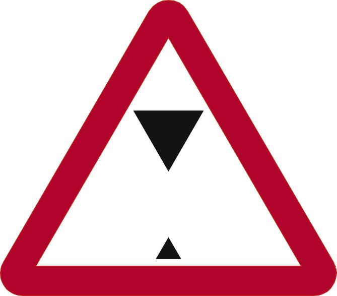 picture of Spectrum 600mm Tri. Dibond ‘Height Restriction…’ Road Sign - With Channel – [SCXO-CI-13068-1]