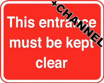 picture of Parking & Site Management - This Entrance Must Be Kept Clear Sign With Fixing Channel - FIXING CLIPS REQUIRED - Class 1 Ref BSEN 12899-1 2001 - 600 x 450Hmm - Reflective - 3mm Aluminium - [AS-TR122C-ALU]