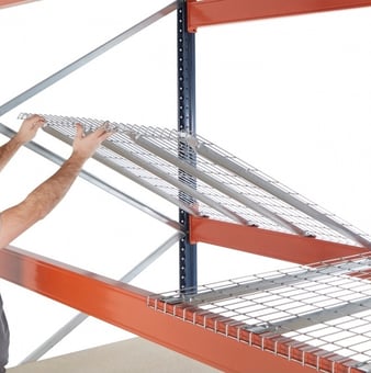 Picture of BiGDUG Pallet Racking Galvanised Wire Mesh Deck With 4x Supports - 2700w x 900d mm Levels - [BDU-MPMDKIT2790]
