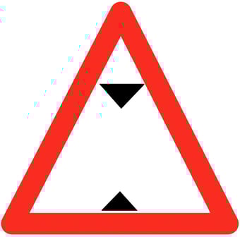 picture of Traffic Height Triangle Sign - Add Text of Your Choice - Class 1 Ref BSEN 12899-1 2001 - 600mm Tri. - Reflective - 3mm Aluminium - [AS-TR18-ALU]