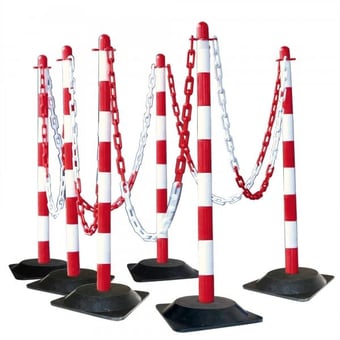 picture of GUARDA Chain Post Set - 6 Posts, 10m Chain, 10 Hooks, 10 Links - Red/White - Recycled Rubber Base - [MV-175.19.176]