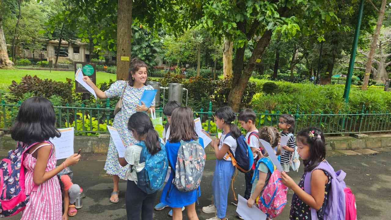 Exploring the beautiful botanical gardens at Lalbaug in our month about gardens and gardening