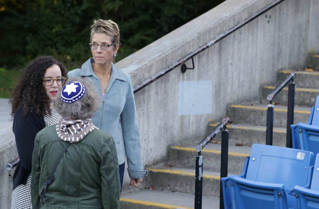 With congregational leaders at Rosh Hashanah Under the Stars, Earl Bales Park, 2015.