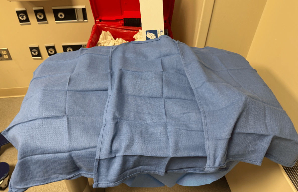 Keeping your table sterile - when you need to step away, please cover your table with sterile blue towels. There is too much happening in a small space (nurses, respiratory therapists, etc.) that the risk of flagrant contamination is very high.