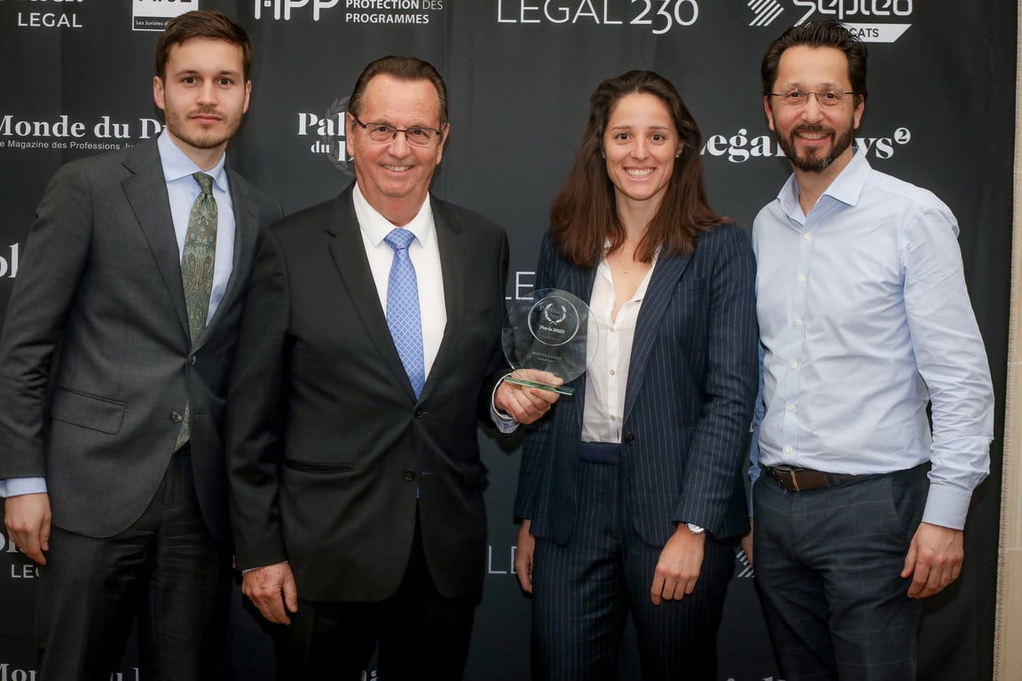 Baptiste Huon et Clémence Picard, avec Maîtres Jean-Jacques et Christophe Bertrand élus meilleurs avocats en droit du sport