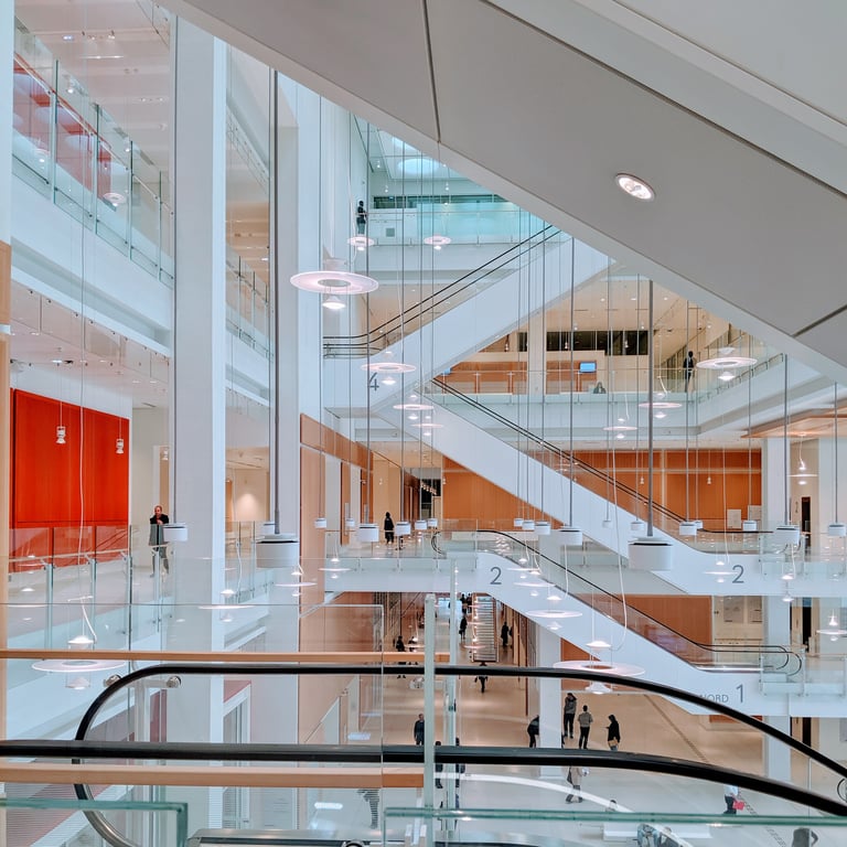 Comment défendre un sportif devant des commissions sportives, l’AFLD, le CNOSF et les tribunaux ? Prendre un avocat spécialisé en droit du sport !