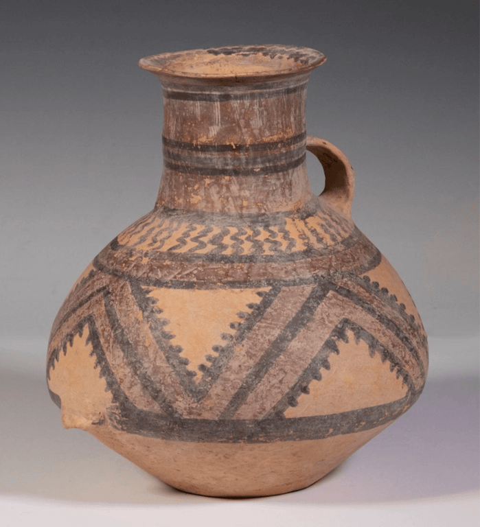 Chinese water jug, Neolithic era, around 3000BC