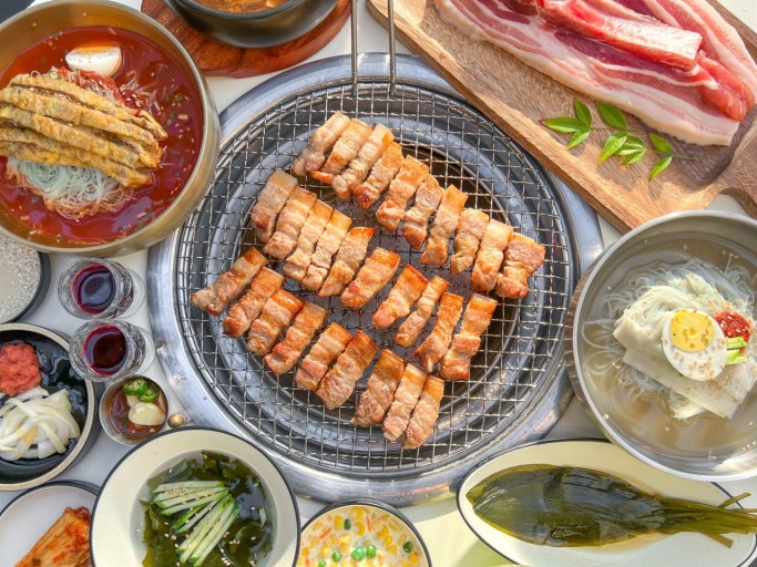 다독이네 숯불구이.jpg