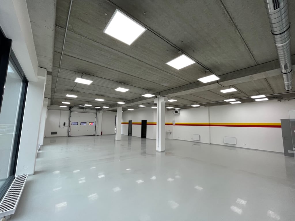 Fit-out obchodní jednotky, Ostrava (2022)
