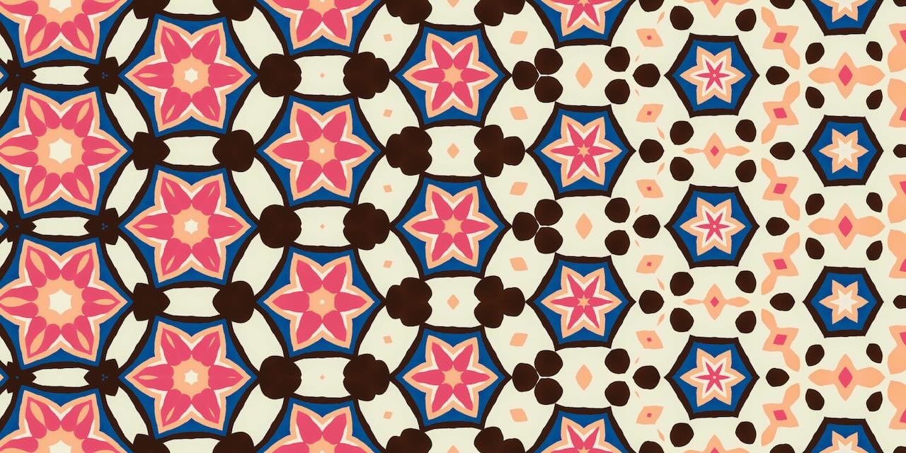 The Metamorphosis effect can morph your image horizontally, vertically, or even in a circle pattern.