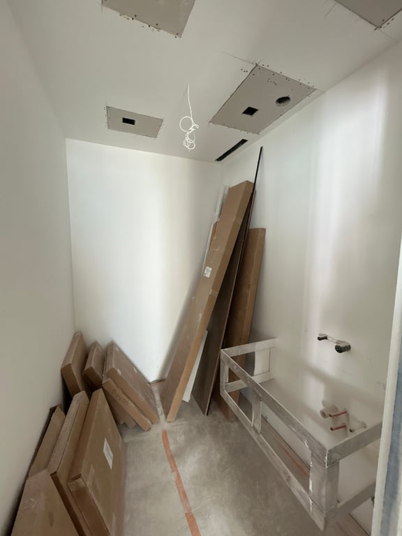 Drywall patching, powder