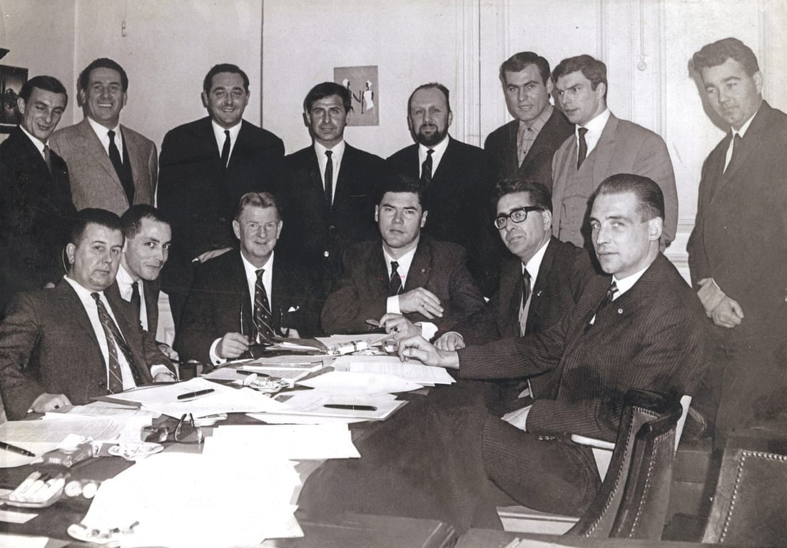 Acte fondateur de la FifPro, Fédération Internationale des Footballeurs Professionnels (15 décembre 1965)