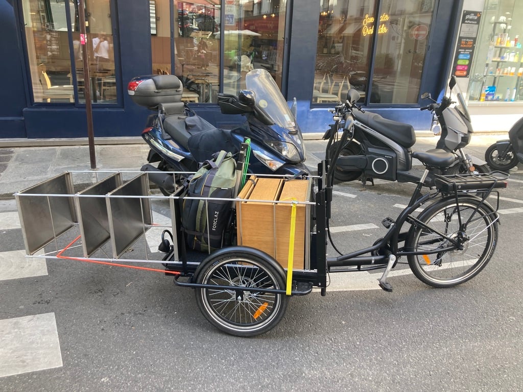 Livraison facile dans le Marais, pour une architecte en décoration d’intérieur