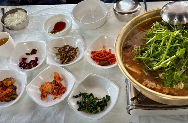 반찬에만 밥 한 공기 뚝딱 가능