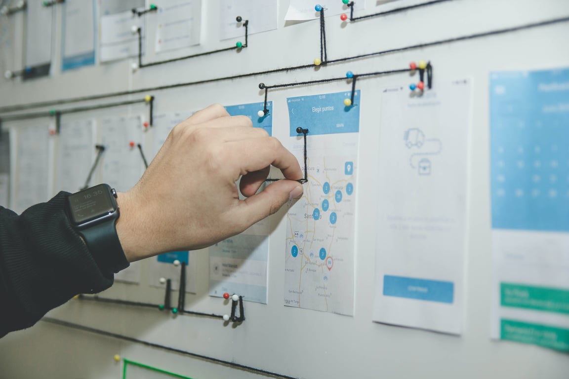 AI-assisted causal mapping: a validation study