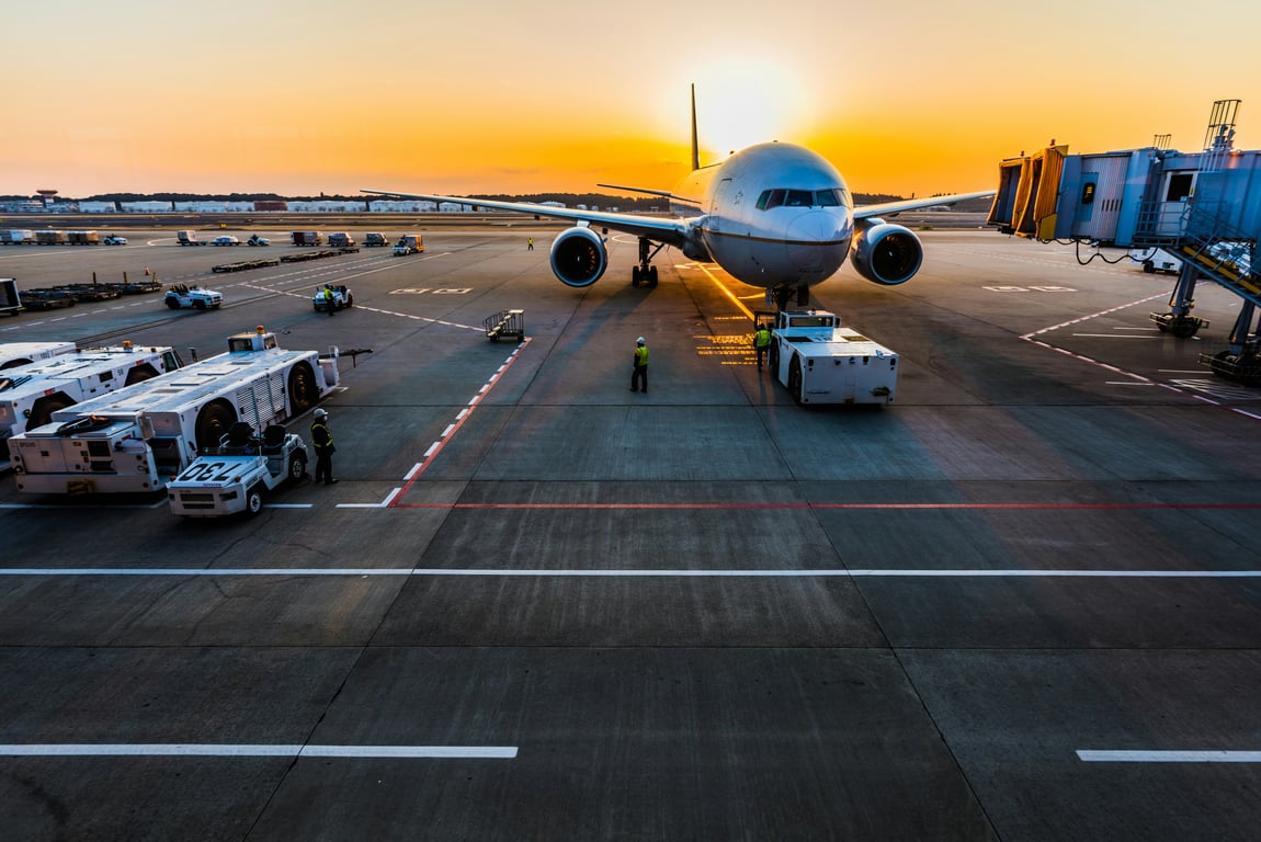 Managing Airtable flight data for tour operators — photo by Rocker Sta on Unsplash