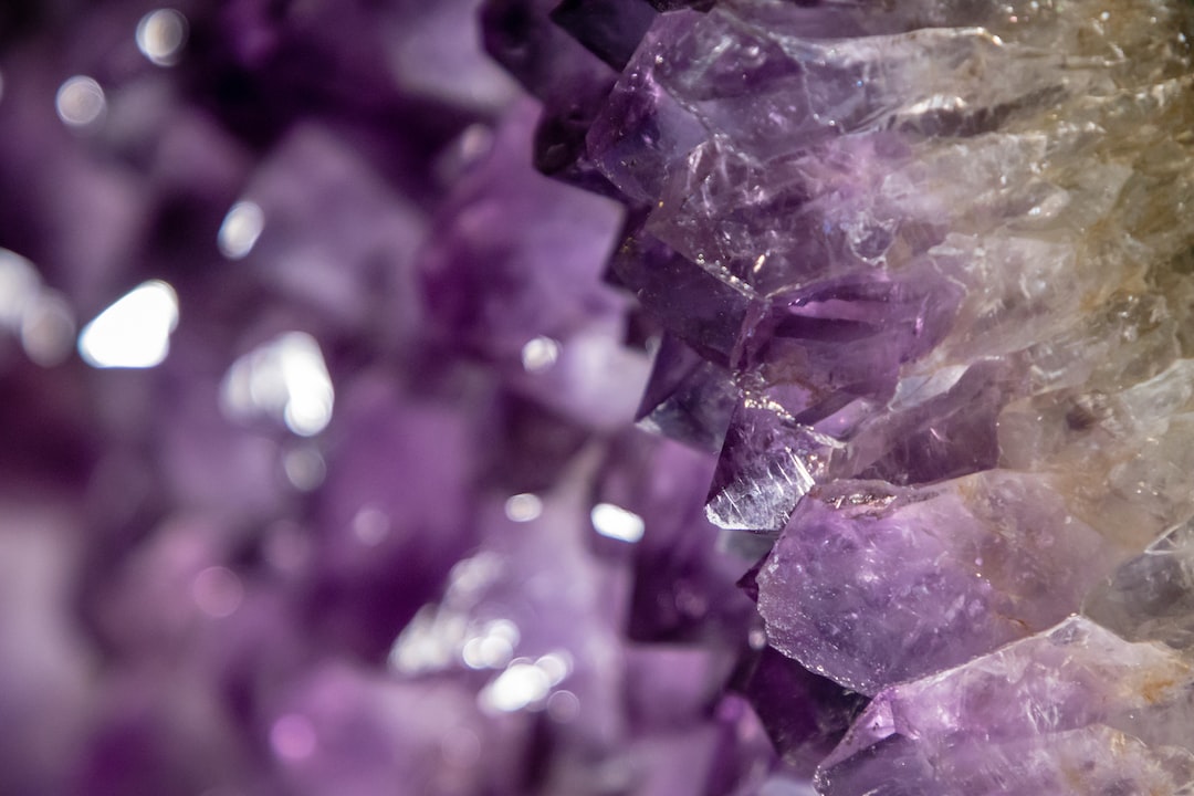 Best Grounding Crystals for Emotional Balance and Negativity Release