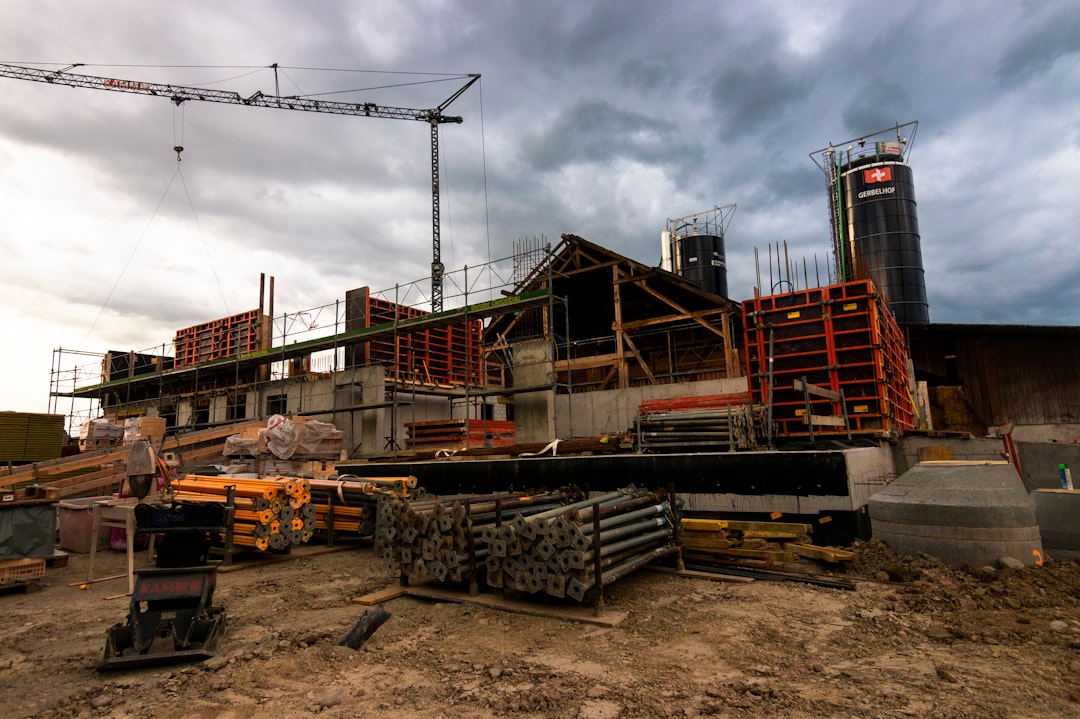 Encircle Dash integration for restoration job sites — Photo by Jan Huber on Unsplash