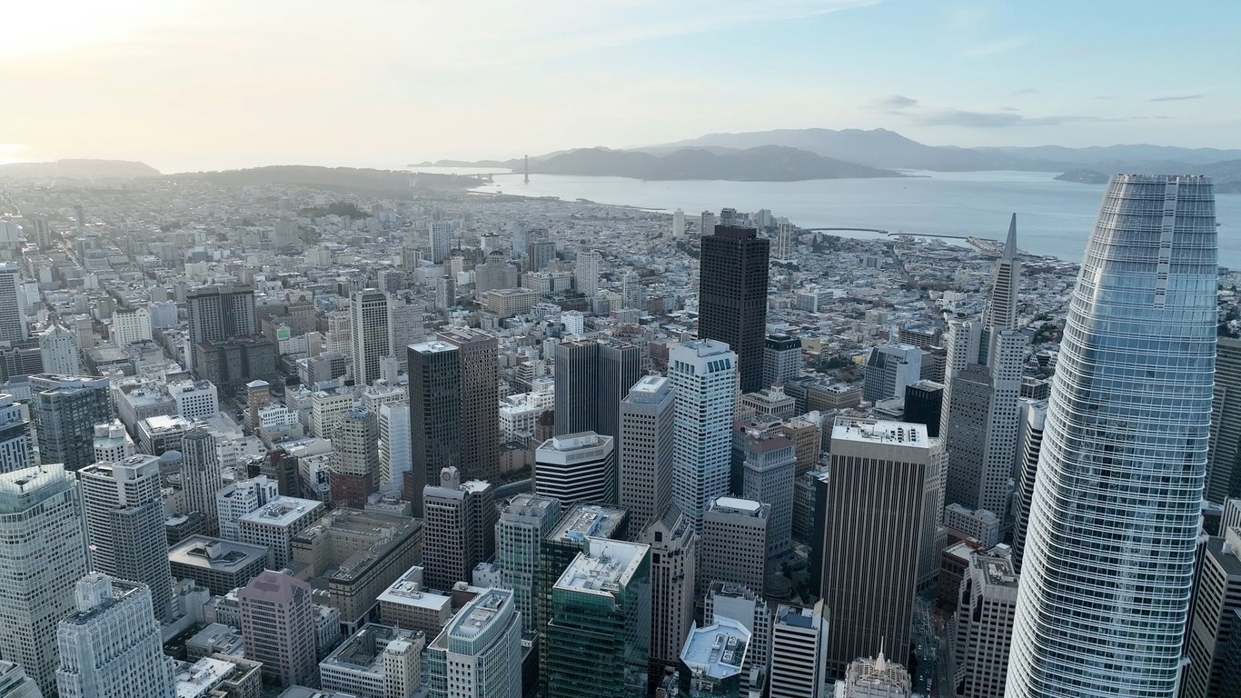 Field Mapping Challenges: Salesforce to LinkedIn CAPI Through Zapier